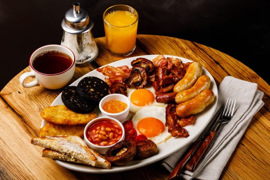 Angliški pusryčiai – kultūros paveldas lėkštėje. Tradicijos ir autentiškas receptas